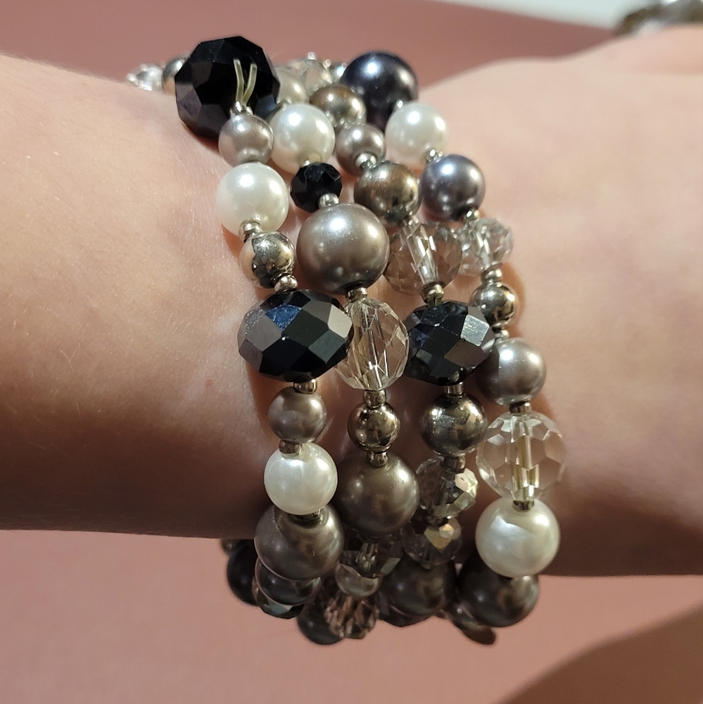 Lia sophia pearl and jewel bracelet